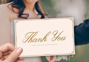 Bellering - Script Font