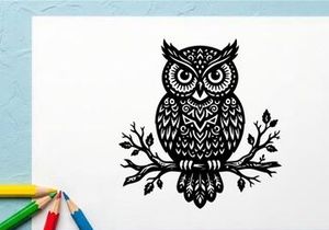 Ilustração estilizada em preto e branco de uma coruja com detalhes intrincados