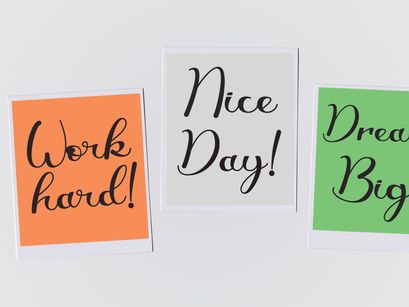 lovebird - Modern Script Font