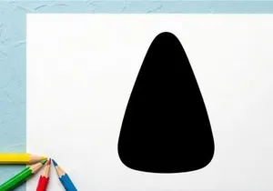 Nahaufnahme einer schwarzen Pfeilspitze auf weißem Hintergrund