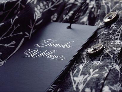 Finytaels | Handwritting Romantic Script