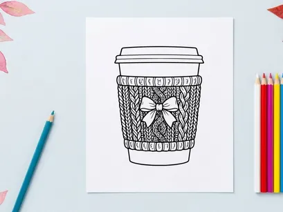 Taza de café navideña con funda tejida y moño, página para colorear bebida festiva