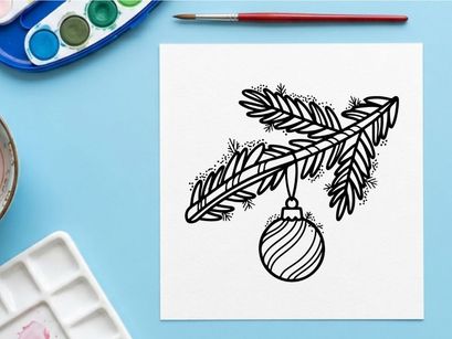 Hiasan Natal buatan tangan tergantung dari ranting pinus dengan pola garis-garis meriah
