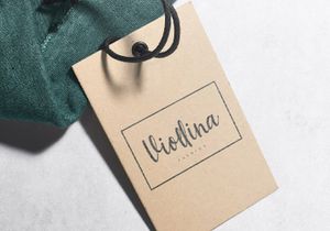 Baweni - Handwritten Script Font