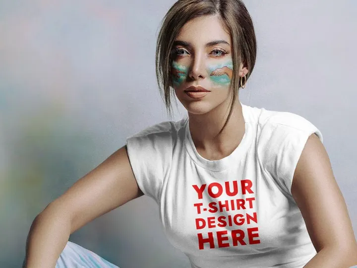 Girl Round Neck T-shirt with Mock-up