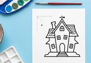 Ilustración de línea artística de una casa de jengibre acogedora. Hogar festivo en estilo vectorial con nieve y decoraciones de caramelo para diseños navideños.