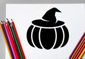 Silueta de un sombrero de bruja sobre una calabaza para decoración de Halloween