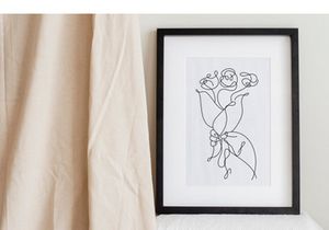 Flower Bouquet Minimalist Line Art Drawing