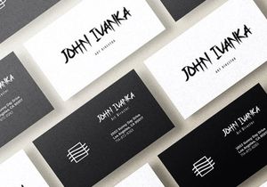 Parakan Brush - Display Brush Font