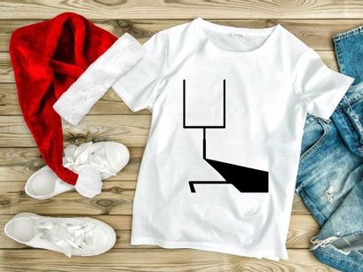 A simple black line drawing of a geometric shape with connected lines and angles