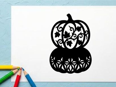 Silhoueta de una calabaza decorativa con intrincados patrones florales