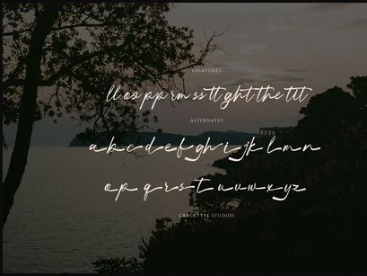 Dialetika | Handwritten Script