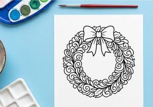 Ilustrasi vektor hiasan daun cemara natal yang elegan dengan pita putih dan gulungan bunga untuk dekorasi meriah