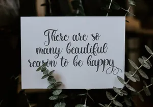 Jacyking - Lovely Script Font