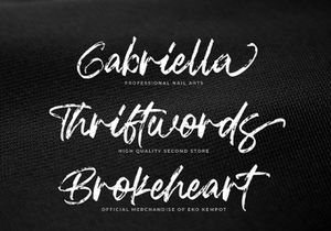 Blackwell - Textured Brush Font