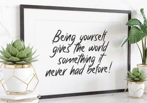 Antique - Bold Script Font