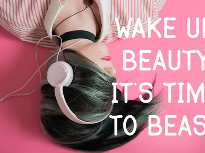 Fepita - Feminine Display Font