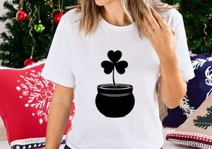 Four Leaf Clover Pot Silhouette