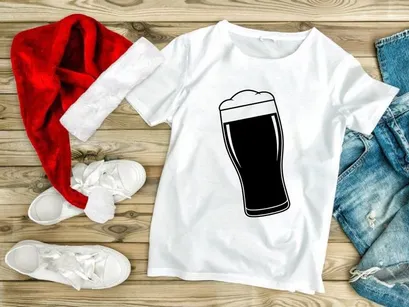 Black paper shopping bag with handle isolated on white background