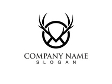 Deer vector icon illustration design