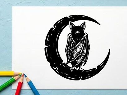 Stilisierte Eulen-Illustration mit Fledermausflügeln auf einer Sichelmond-Silhouette