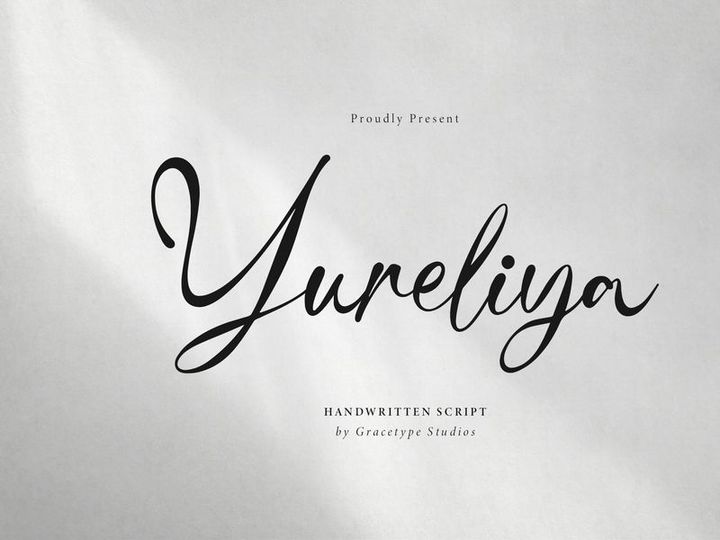 Yureliya | Handwritten Script