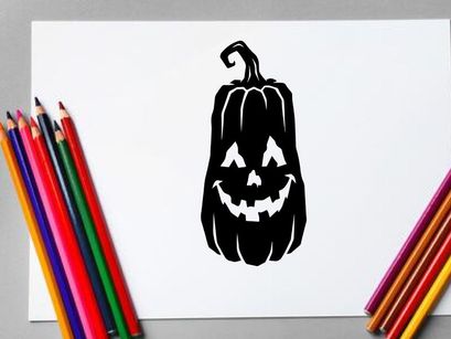 Calabaza de Halloween con cara espeluznante y tallo curvo