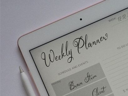 Saphira Amarilli | Beauty Handwritten Font