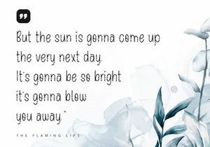 Lustrous - Display Font