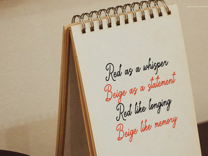Marylona | Monoline Script font