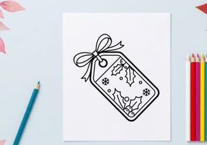 Weihnachts-Geschenkanhänger mit Stechpalmen- und Schneeflocken-Linienkunst-Illustration