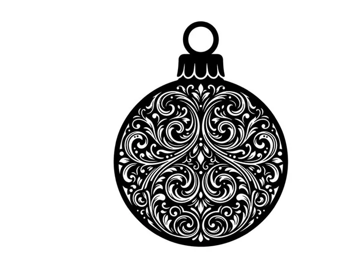 Enfeite de bolinha de Natal com padrão intrincado de filigrana floral sobre fundo branco.