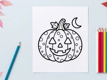 Calabaza de Halloween dibujada a mano con luna creciente. Ilustración de rostro de calabaza de dibujos animados para decoración otoñal festiva.