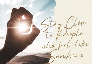 Allezia Sttacy - Handwritten Font