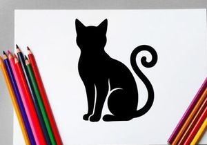 Silhouette eines zusammengerollten sitzenden Katers mit Schwanz