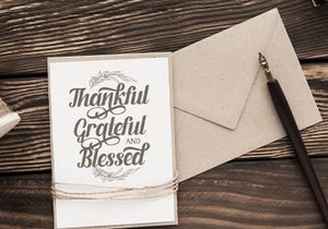 Fendysa - Beautiful Romantic Script Font