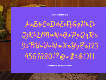 Tontecera | Retro Script Font