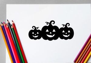 Cute Halloween Jack-o'-Lanterns with Smiling Faces for Festive Decor