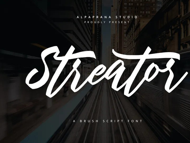 Streator - Modern Script Font
