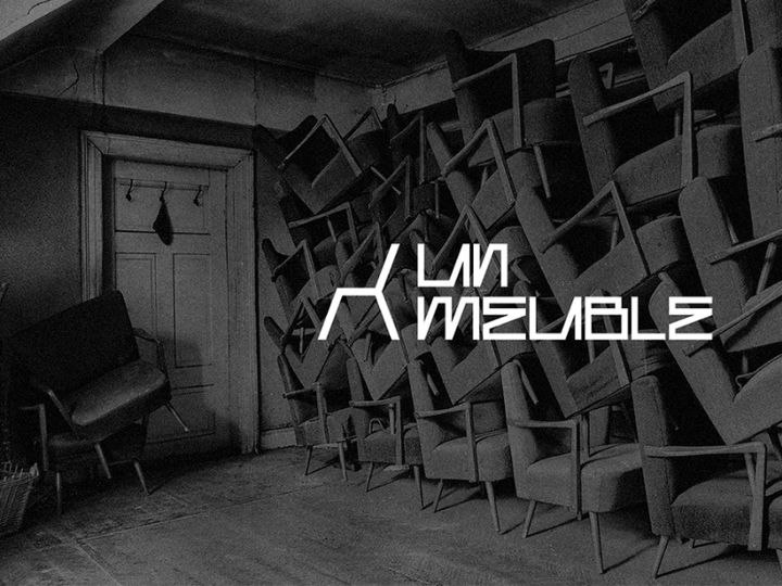 Un Meuble Display Font