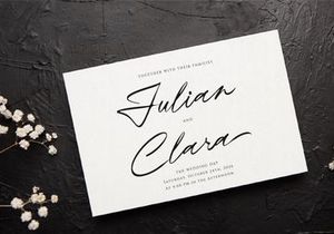 Theyladia | Handwritten Script