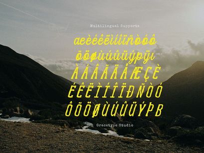 Simple Journey | Vintage Script Font