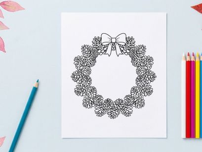 Leerer festlicher Wohnraum mit Weihnachtsdekoration