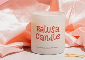Peachy Sunday - Playful Handwritten