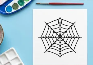 Handgezeichneter Halloween-Stern mit leuchtendem Zentrum. Vintage-gruselige Spinnweben-Illustration für festliche Dekorationen.