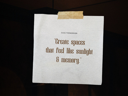 Rourque Hollowrail | Vintage Modern Serif