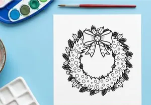 Página para colorear de corona navideña con moño festivo y hojas de acebo para proyectos de arte navideño