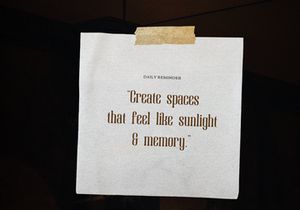 Rourque Hollowrail | Vintage Modern Serif