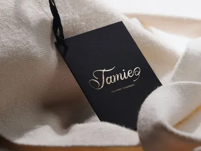 Howtaly | Elegant Vintage Script
