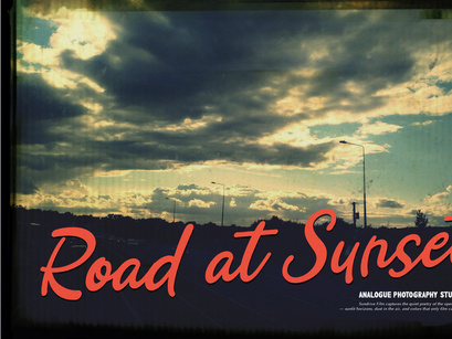 Romanelo Wandering | Retro Script Font